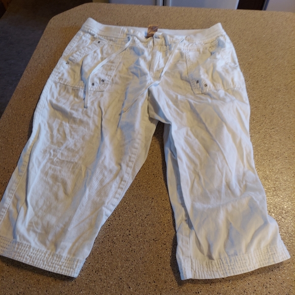 White Stag Pants - White Stag capri pants women's 18 plus drawstring